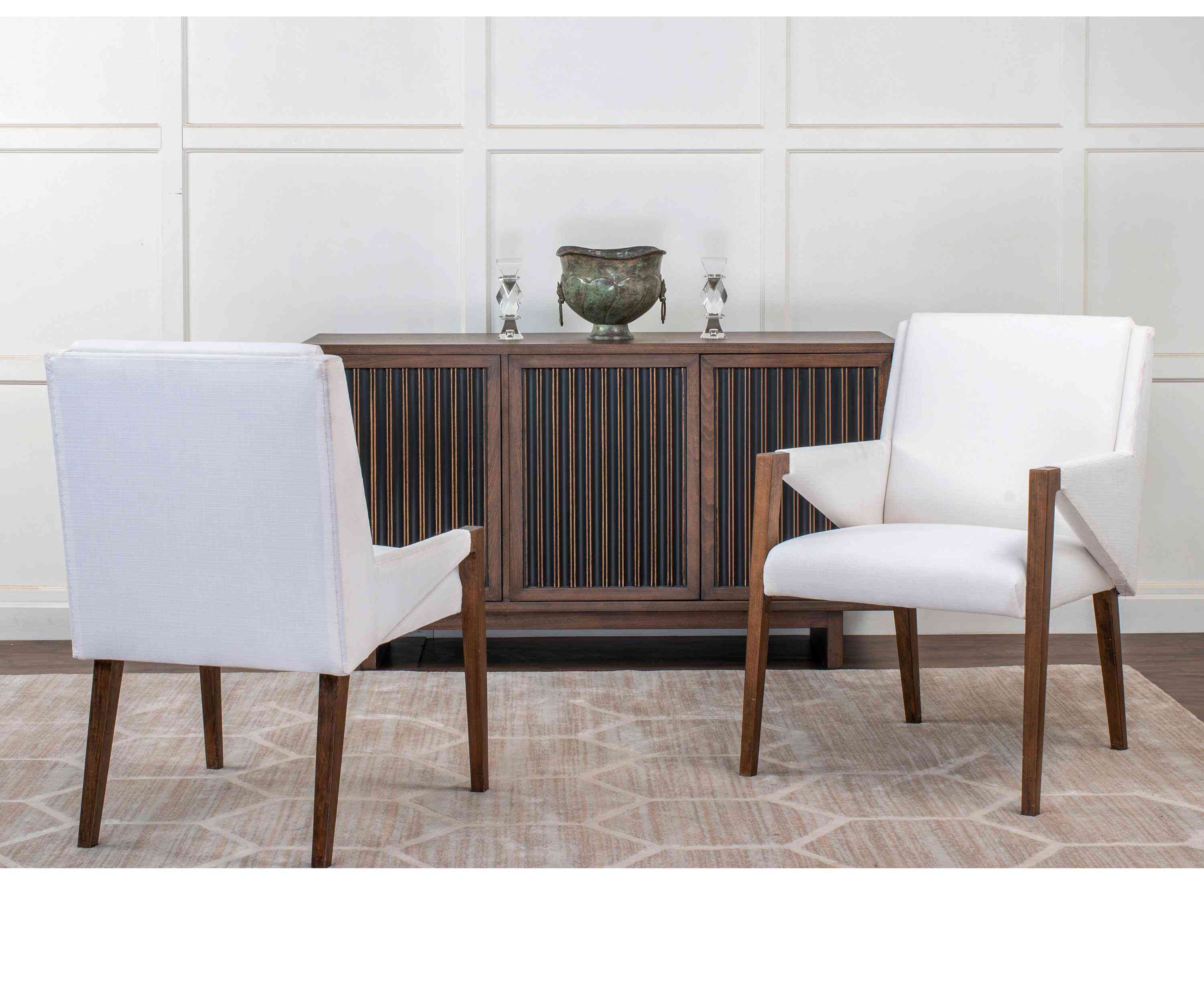 FLYNN DINING CHAIR